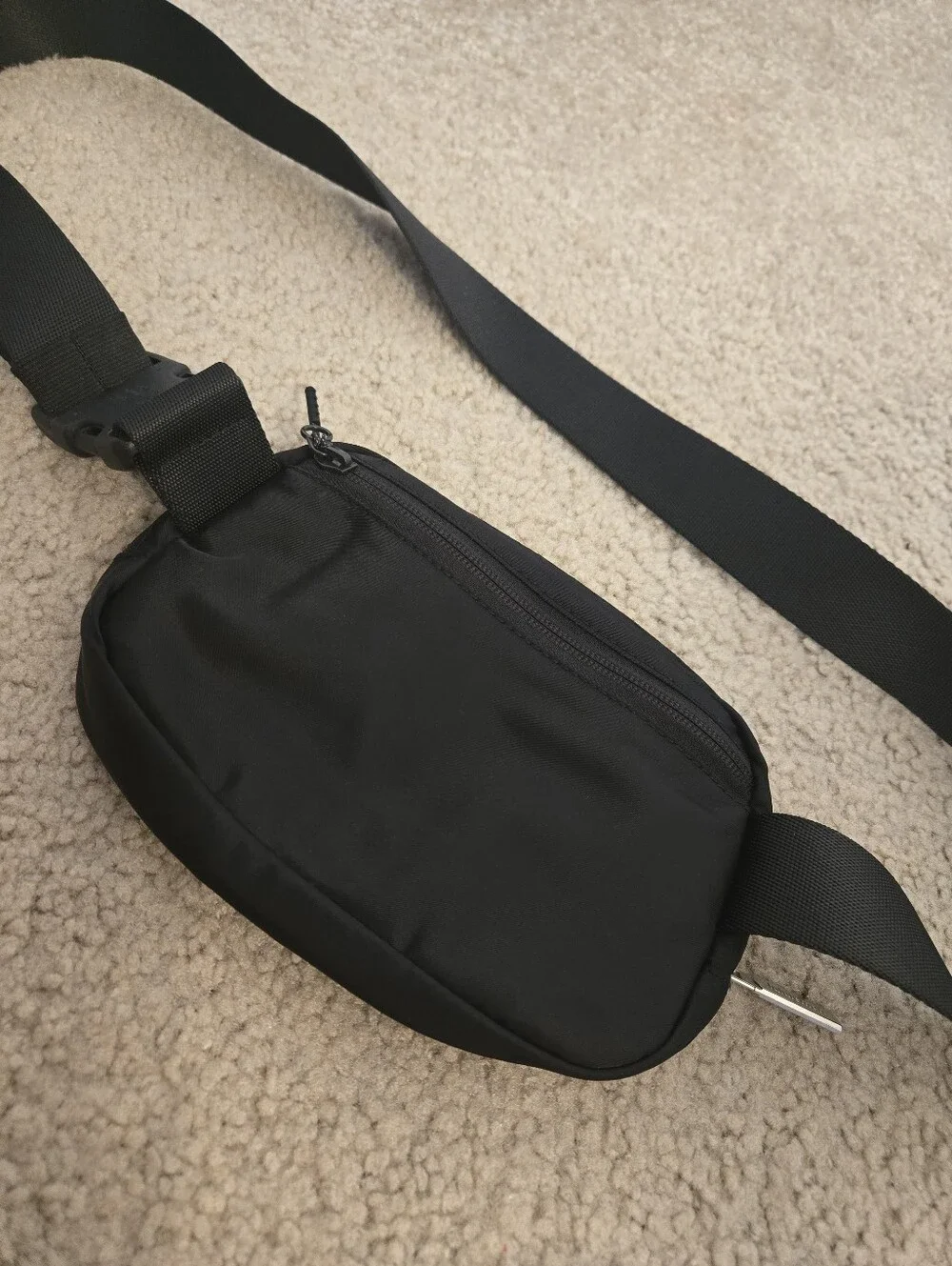 Lululemon Everywhere Belt Bag